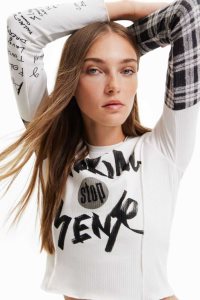 Camiseta Desigual Flocked with handwritten details Mujer | UFL954720