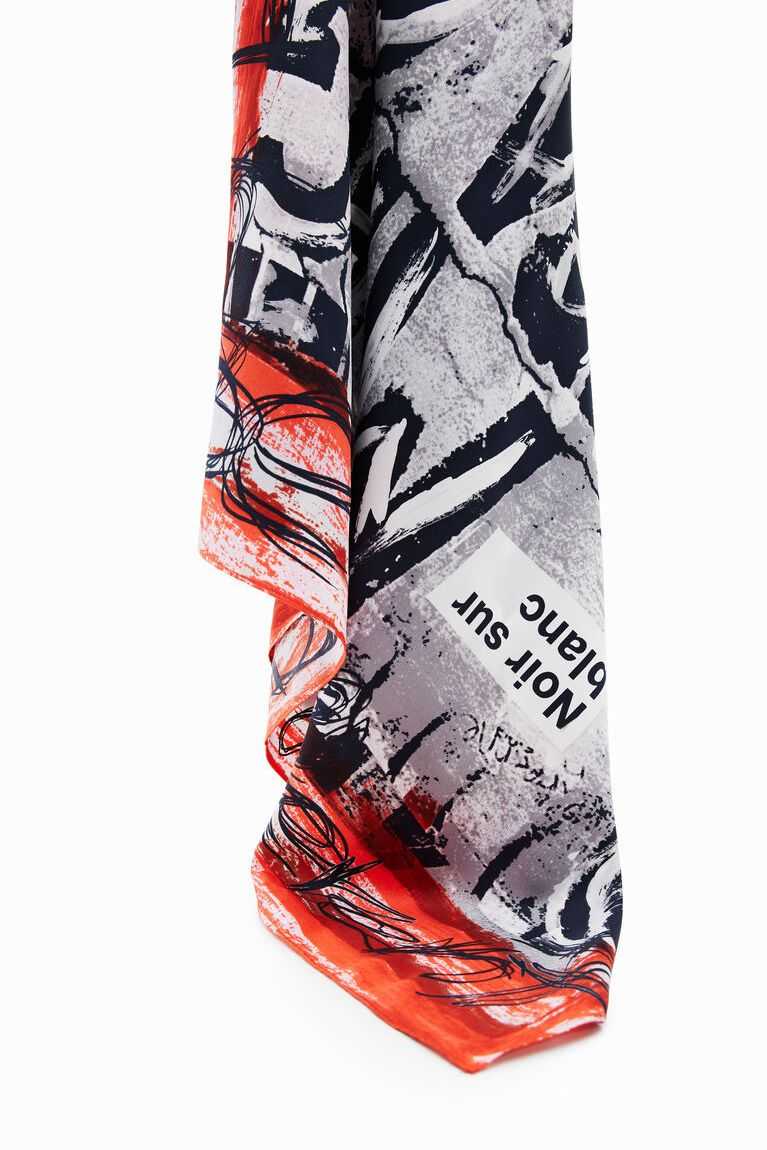 Bufandas Desigual Square foulard with urban lettering Mujer | JGH035461