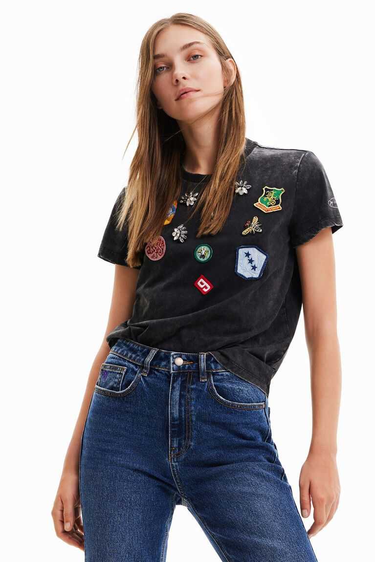 Camiseta Desigual College patches Mujer | QRD289357