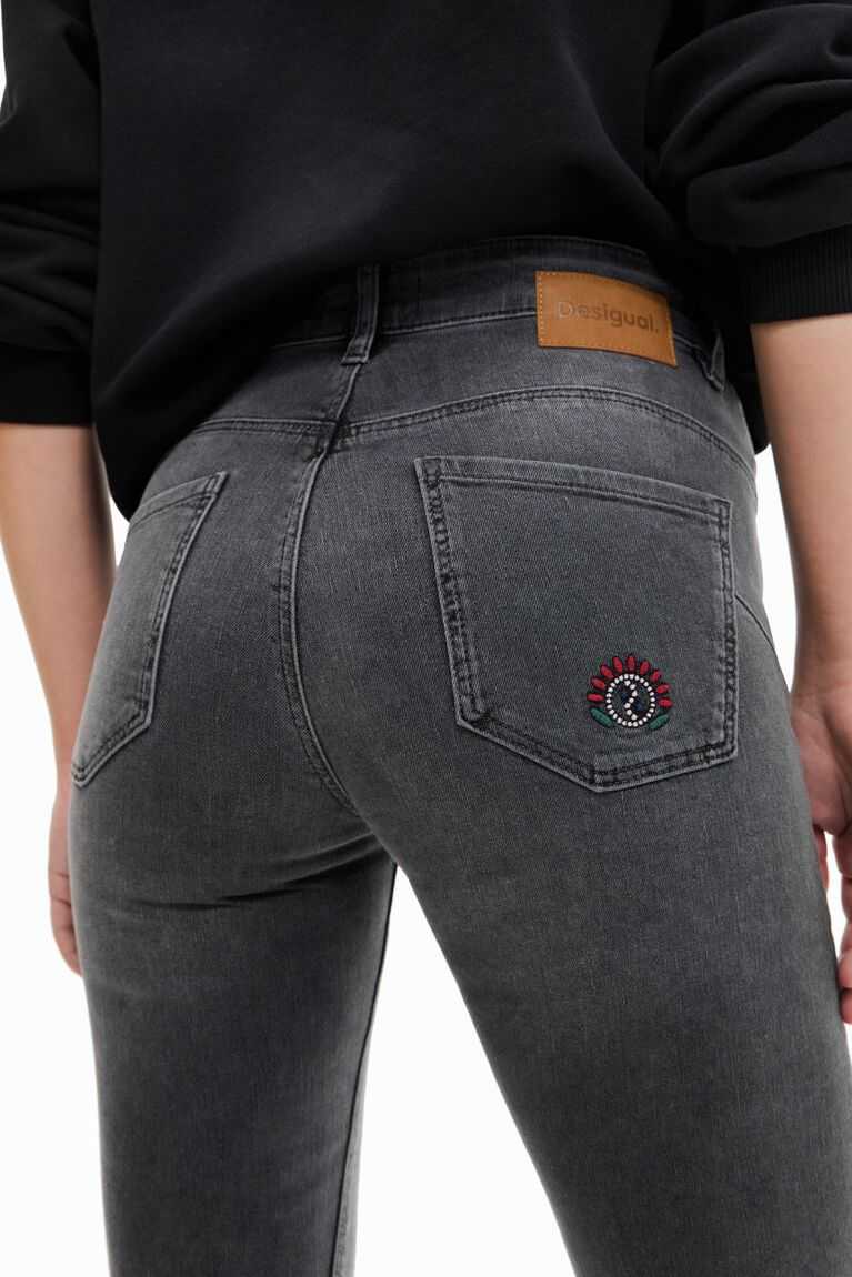 Jeans Desigual Embroidered skinny push-up Mujer | NIW563197